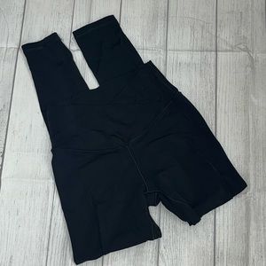 Offline by Aerie Real Me 7/8 Black Legging M